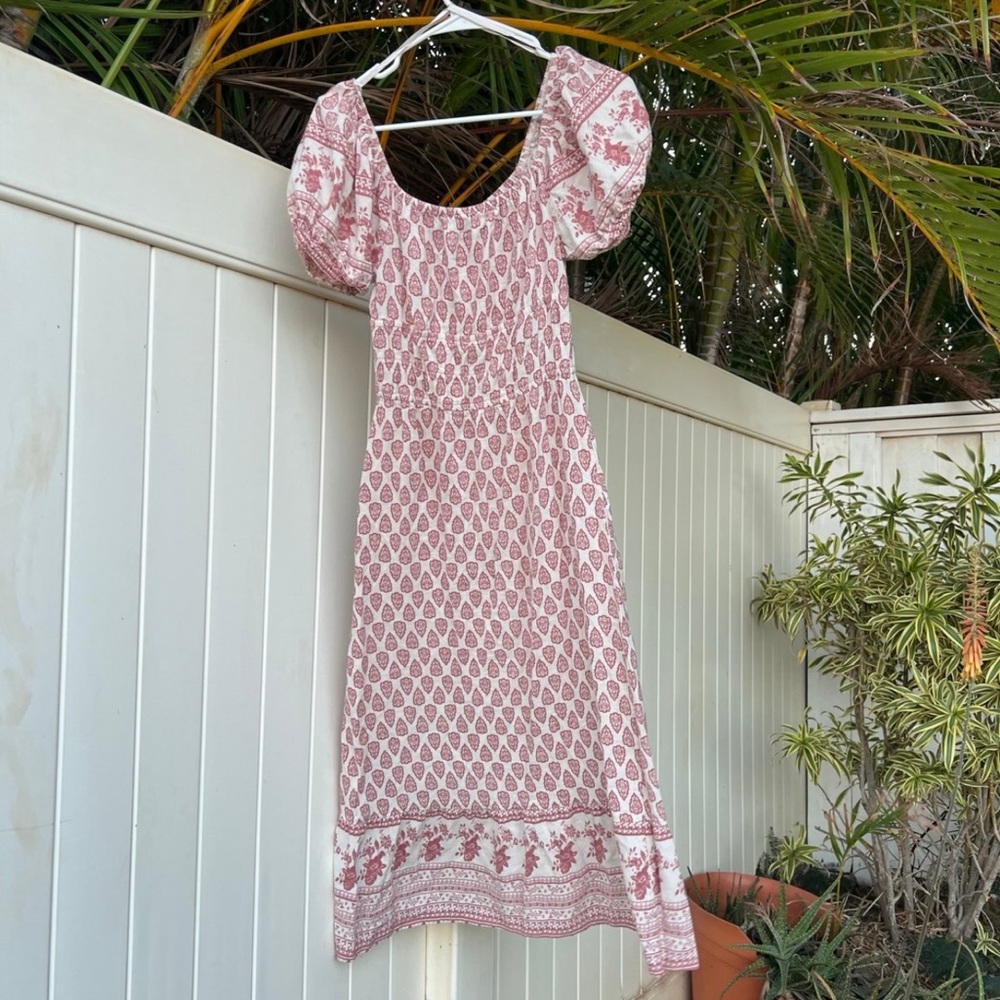 SIZE Small Off the shoulder pink and white dress